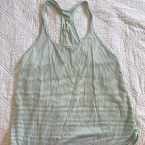Lululemon tank size 2